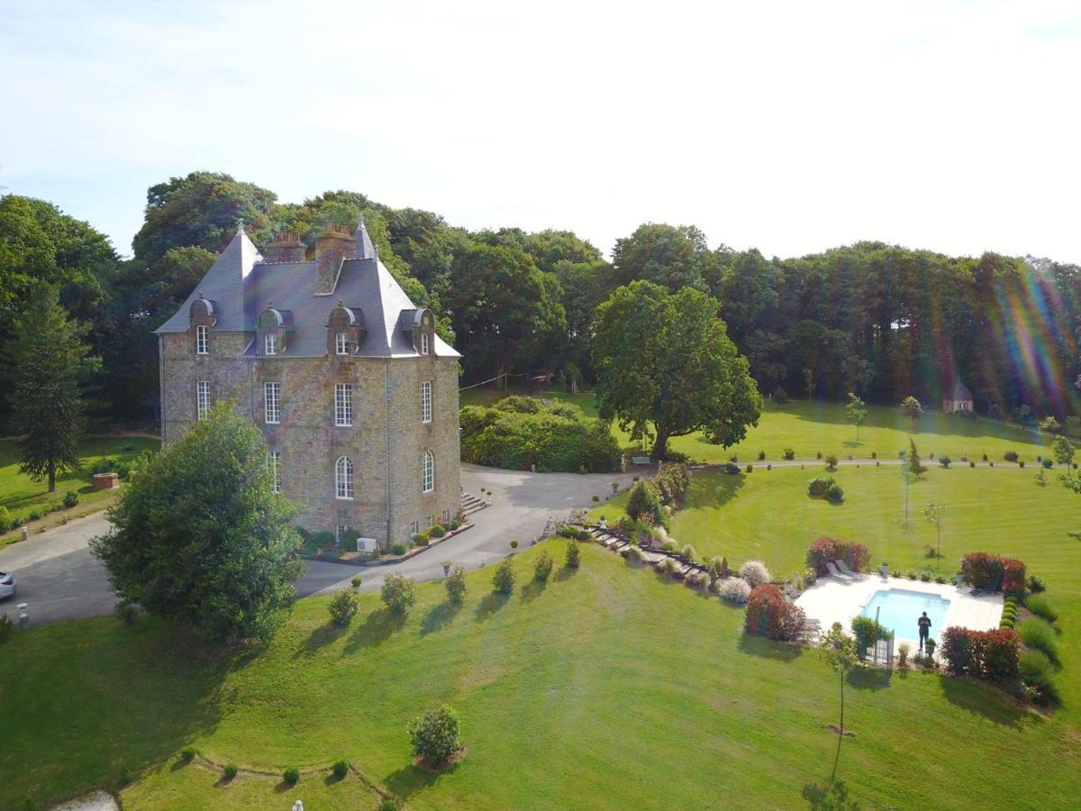 Chateau De Montbrault Fleurigné Exterior foto